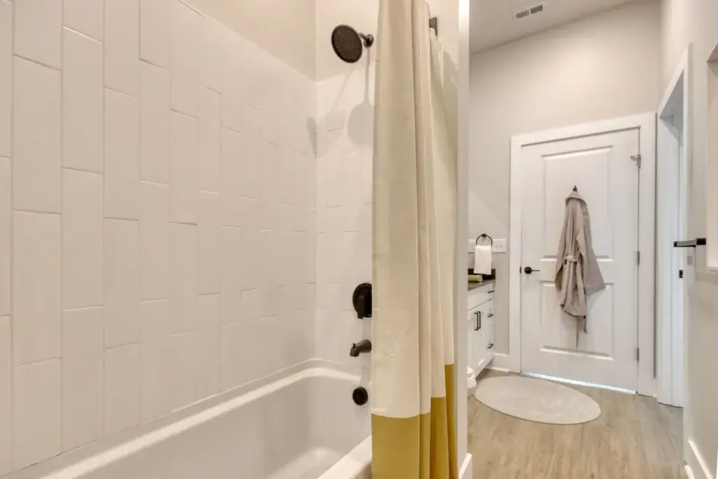 LC - The Landing at Coventry Second Bathroom Shower